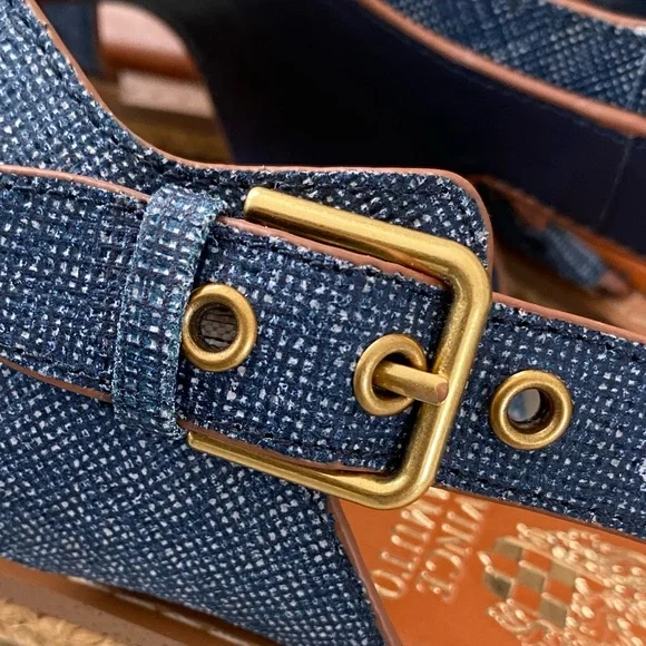 Vince Camuto Women's Ciela toe ring Flat Sandal - Picture 3 of 8